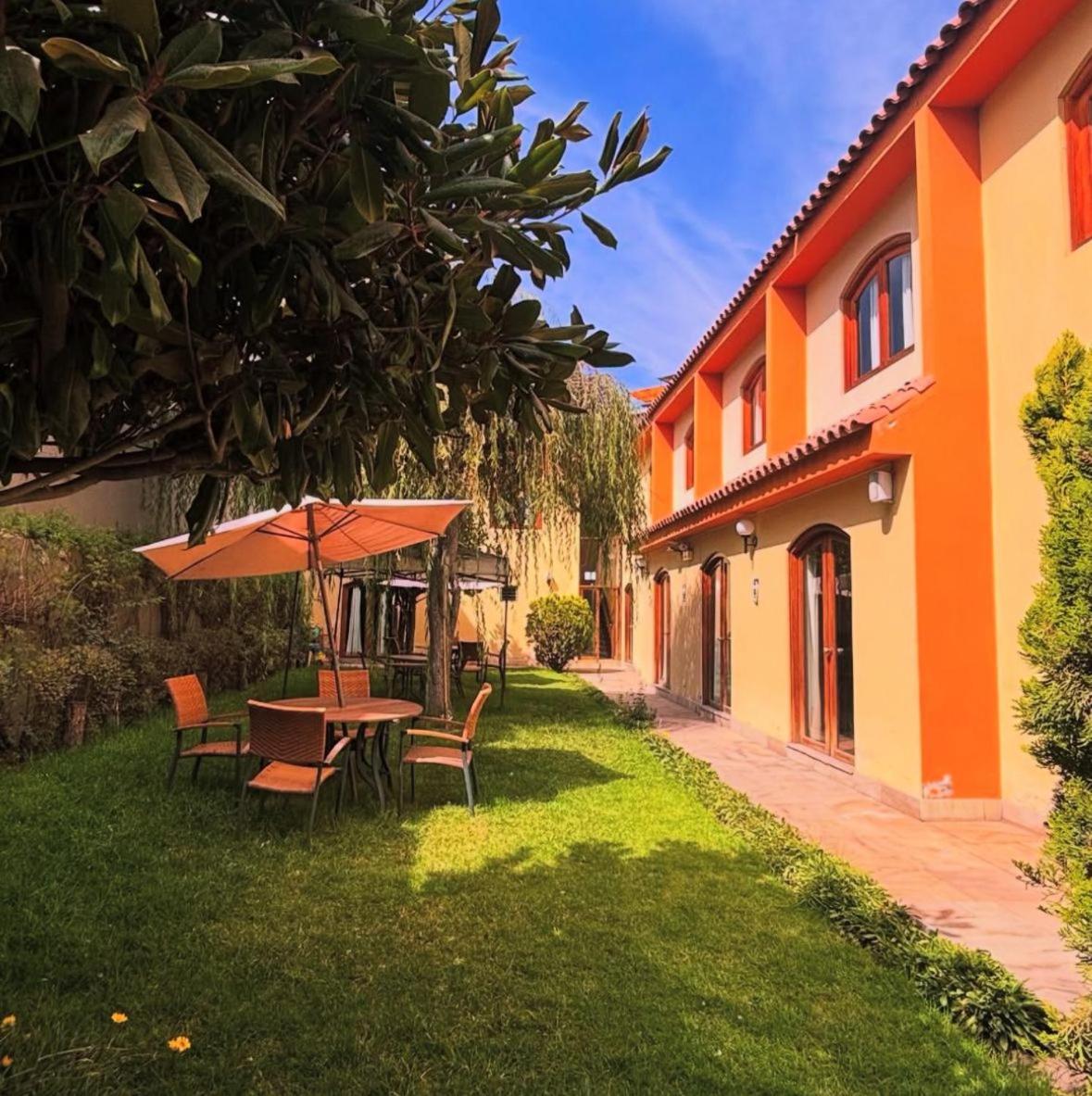 Meliana Hotel